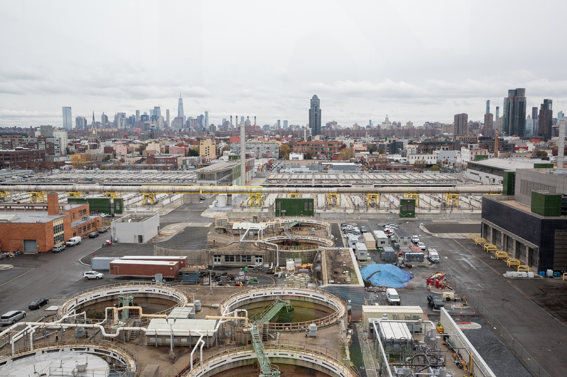 The Newtown plant, with the Manhattan skyline on the horizon.